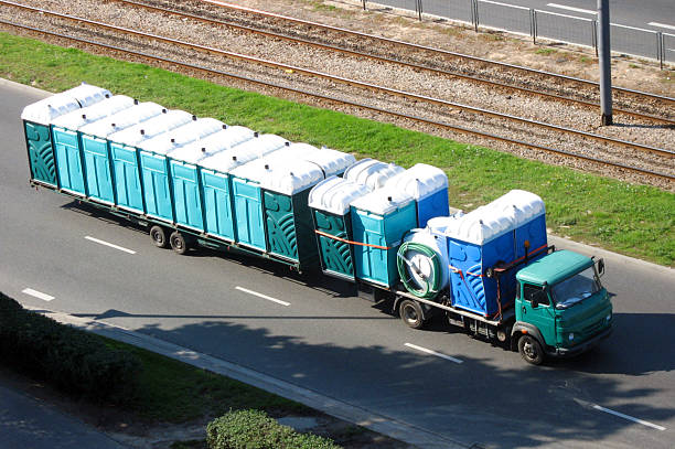 Best Porta potty delivery and setup  in Dunkirk, IN